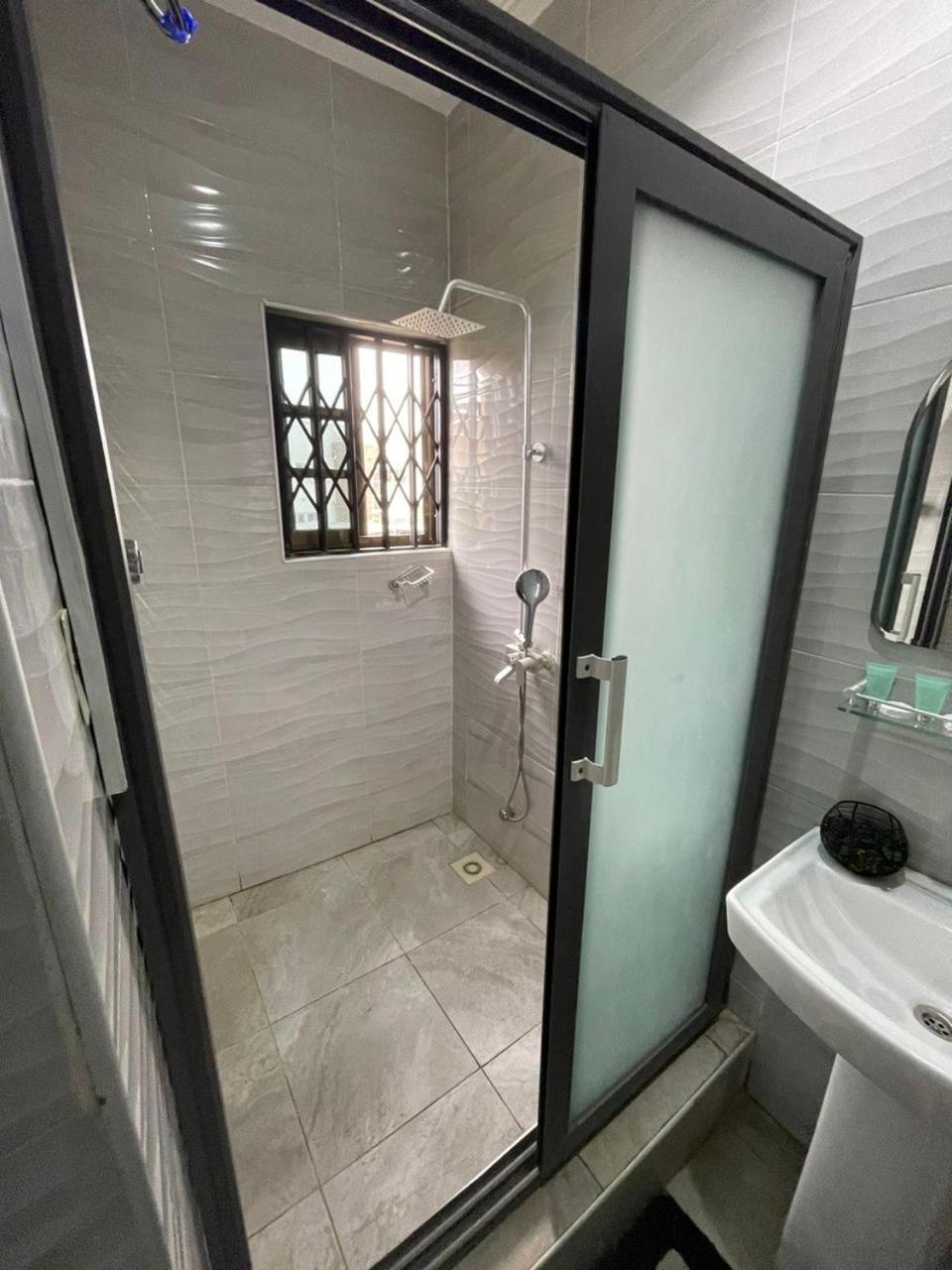 Cloud9 Luxury Apartments 阿克拉 外观 照片